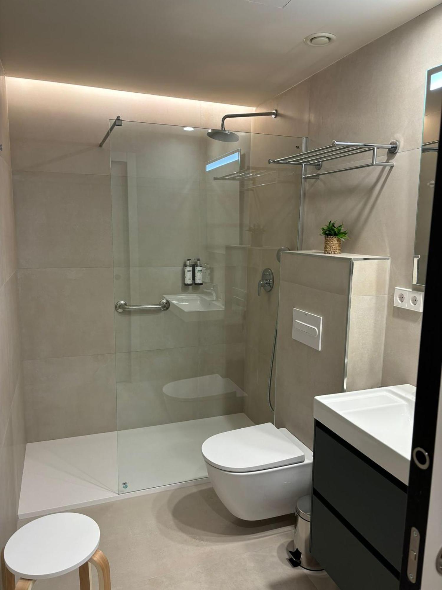Apartamentos Joaquin Costa Santander Zewnętrze zdjęcie
